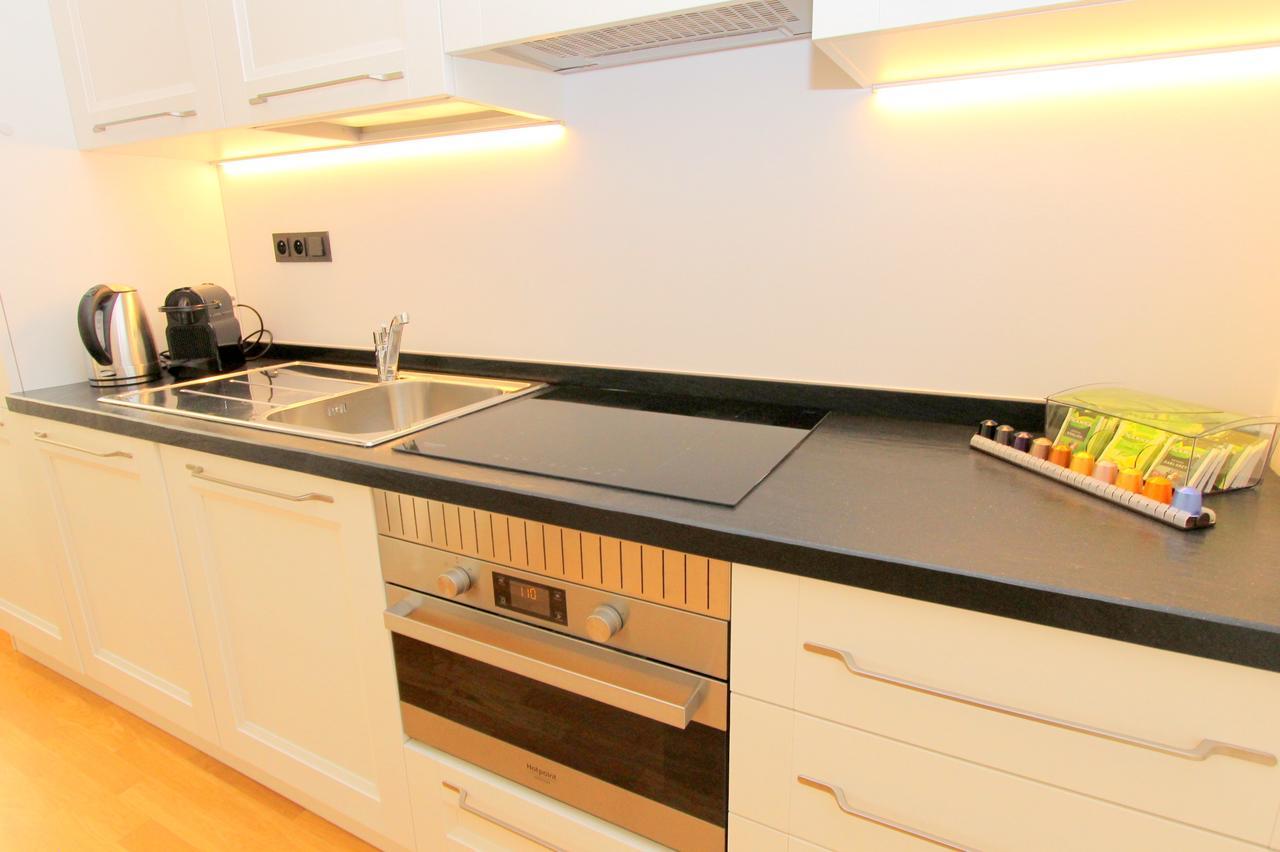 Luxury Apartments Krocinova Praag Buitenkant foto